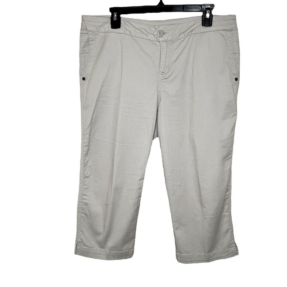WOOLRICH Tan Capris Cotton/Spandex Front Pockets Size 14 Petite